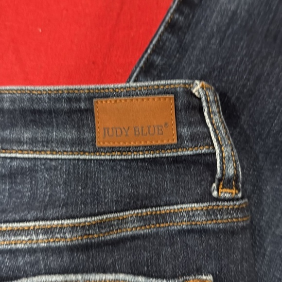 Judy Blue Ankle Cropped Blue Jeans with Distressed Look - Picture 6 of 6